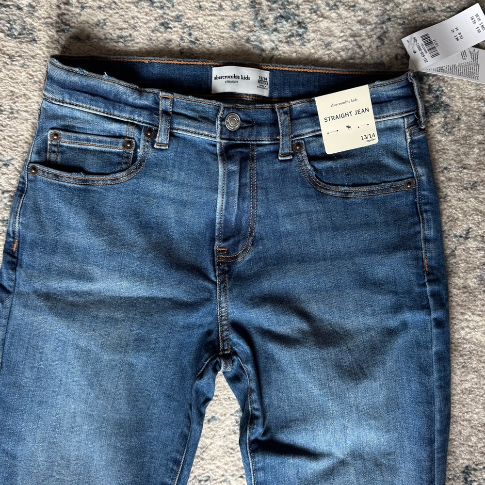 Boys Abercrombie Kids Straight Jean size 13/14 new with tags